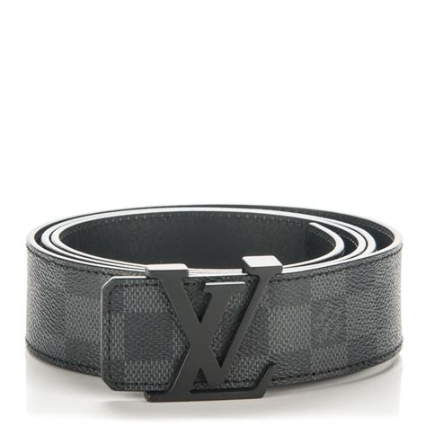 Louis Vuitton outlet belt